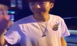 扒爷爆料老李视频播放在线观看,老李视频在线播放，精彩内容不容错过！