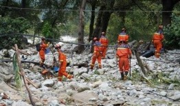 爆料四川山洪案件最新消息,遇难人数上升，救援行动持续进行