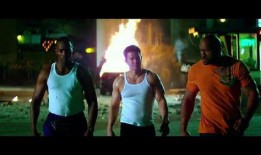 健男抢钱团在线观看,在线观看，揭秘疯狂财富争夺战