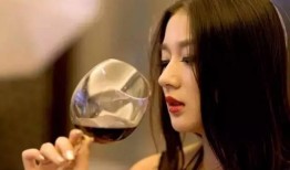 红酒女人爆料视频大全集,揭秘爆料视频背后的故事与真相