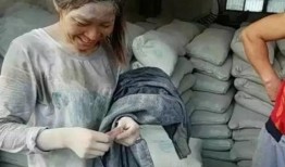 爆料卖惨夫妇视频播放大全,揭秘网络爆红背后的心酸故事