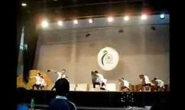 爆料年会节目表演视频,揭秘爆笑表演视频背后的精彩瞬间